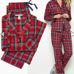 Victoria’s Secret Flannel PJ Set Brand new